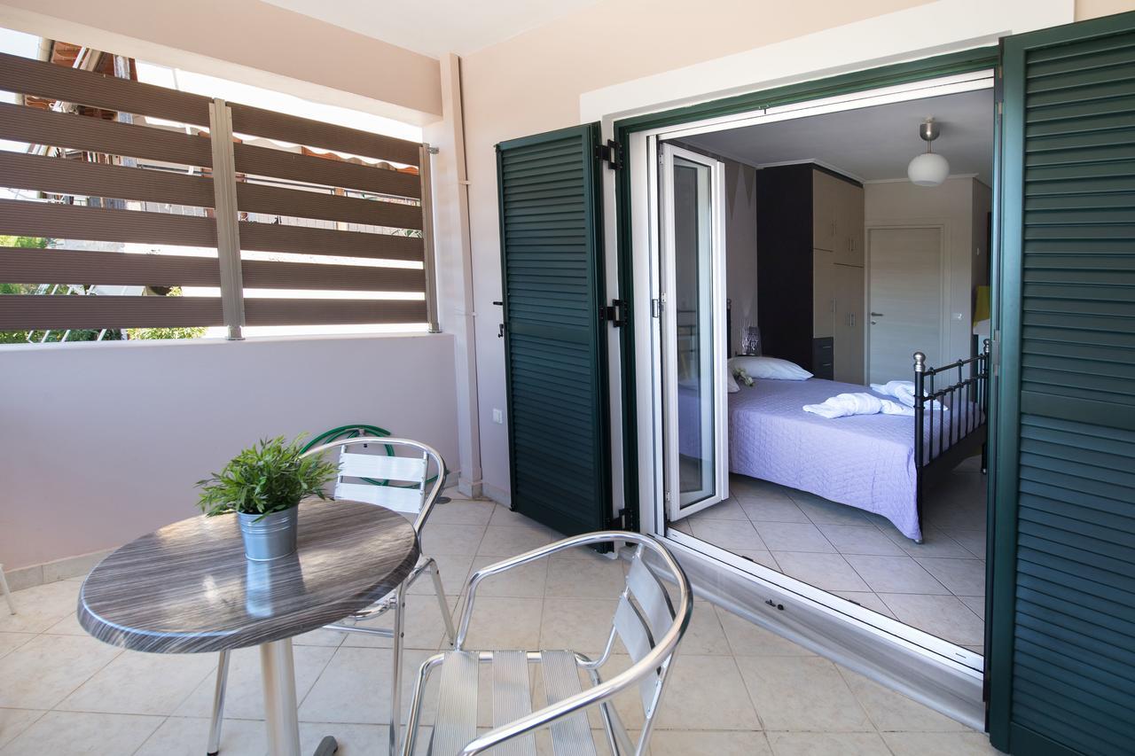 Alexandros Apartment Lefkada City Bagian luar foto