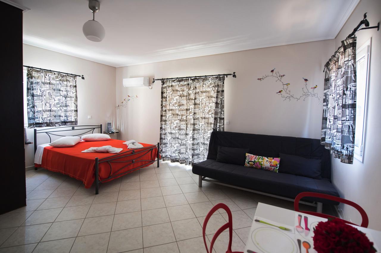 Alexandros Apartment Lefkada City Bagian luar foto