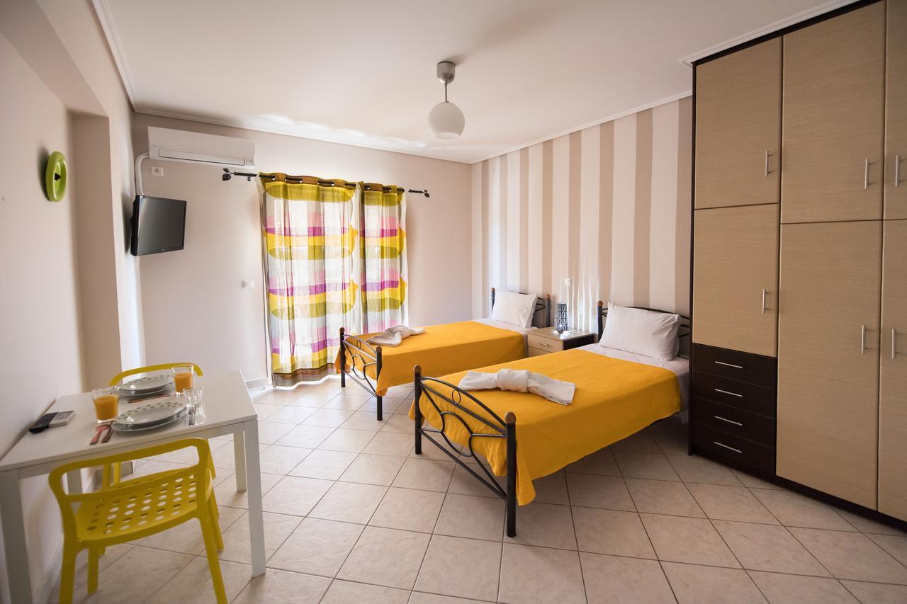 Alexandros Apartment Lefkada City Bagian luar foto
