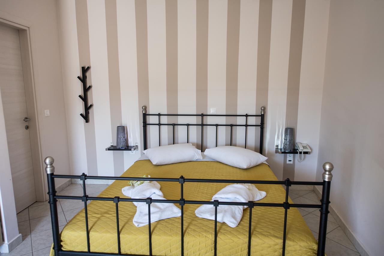 Alexandros Apartment Lefkada City Bagian luar foto